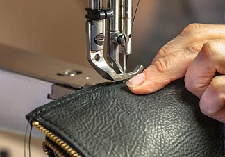 leather sewing machine в 2023 г  Советы по шитью, Изделия из кожи